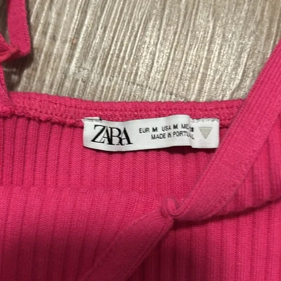 Zara - Picture 2 of 3